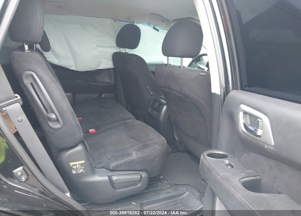2016 NISSAN PATHFINDER SV VIN: 5N1AR2MN9GC604677