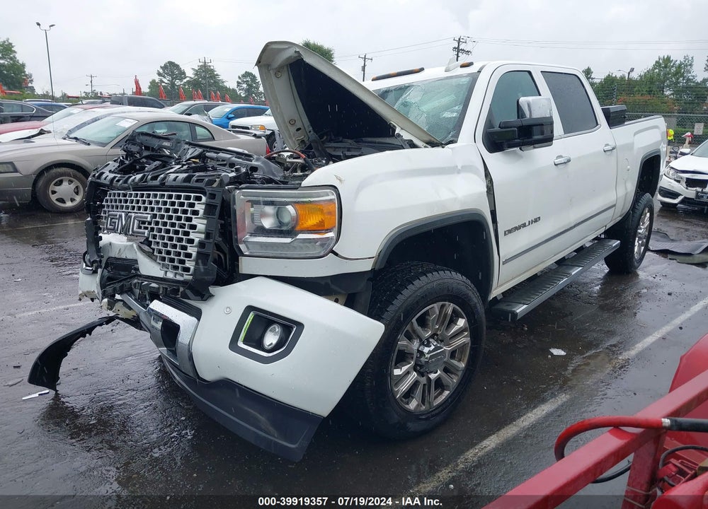 2016 GMC SIERRA 2500HD DENALI VIN: 1GT12UE82GF218355