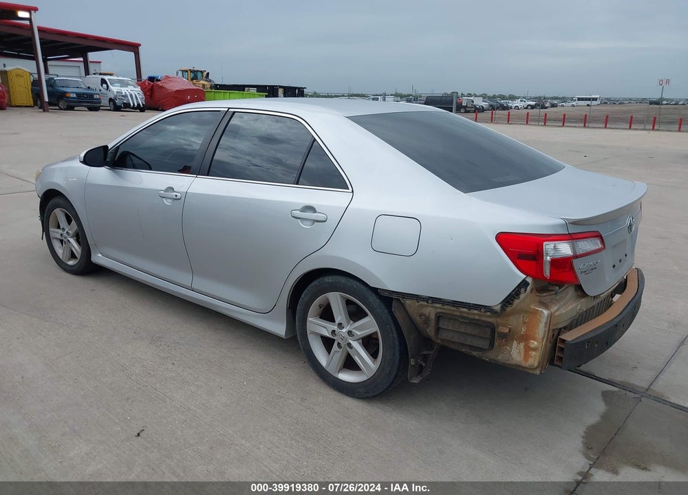 2014 TOYOTA CAMRY SE VIN: 4T1BF1FK5EU355392