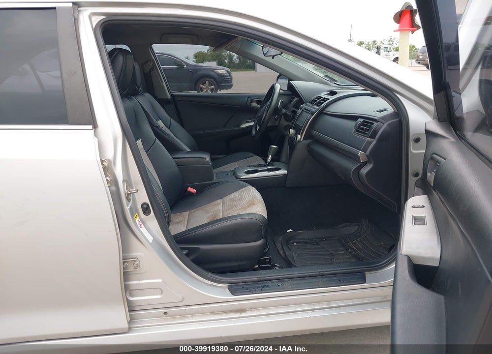 2014 TOYOTA CAMRY SE VIN: 4T1BF1FK5EU355392