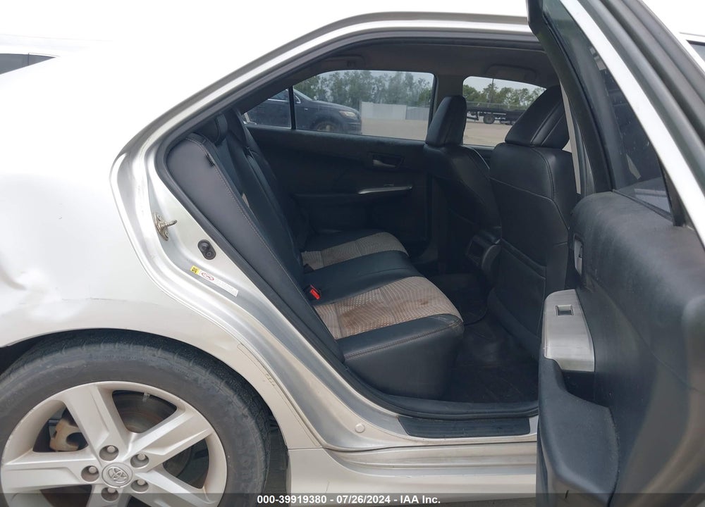 2014 TOYOTA CAMRY SE VIN: 4T1BF1FK5EU355392