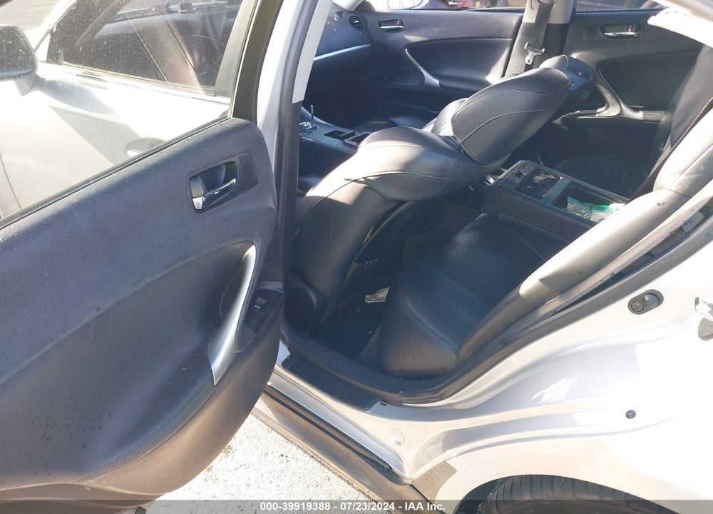 2011 LEXUS IS 250 VIN: JTHBF5C25B5145573