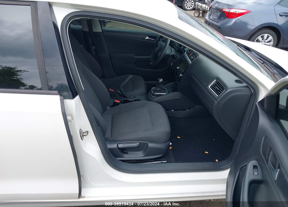 2012 VOLKSWAGEN JETTA 2.0L S VIN: 3VW1K7AJ7CM364753