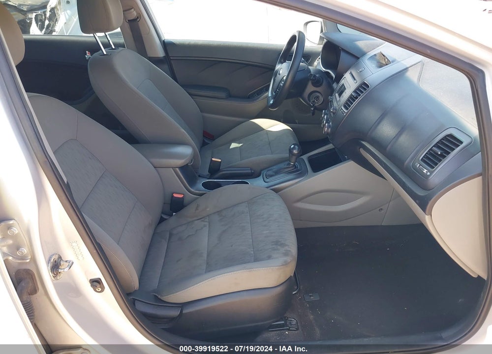 2015 KIA FORTE LX VIN: KNAFK4A63F5434856