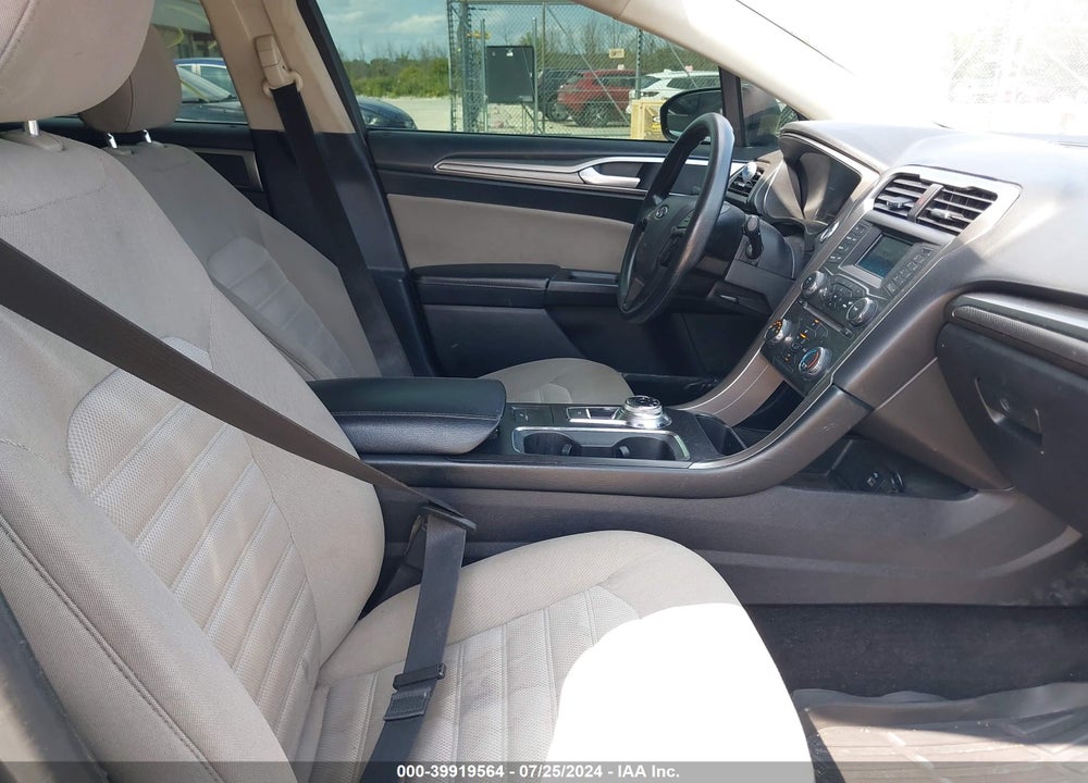 2017 FORD FUSION S VIN: 3FA6P0G72HR108534