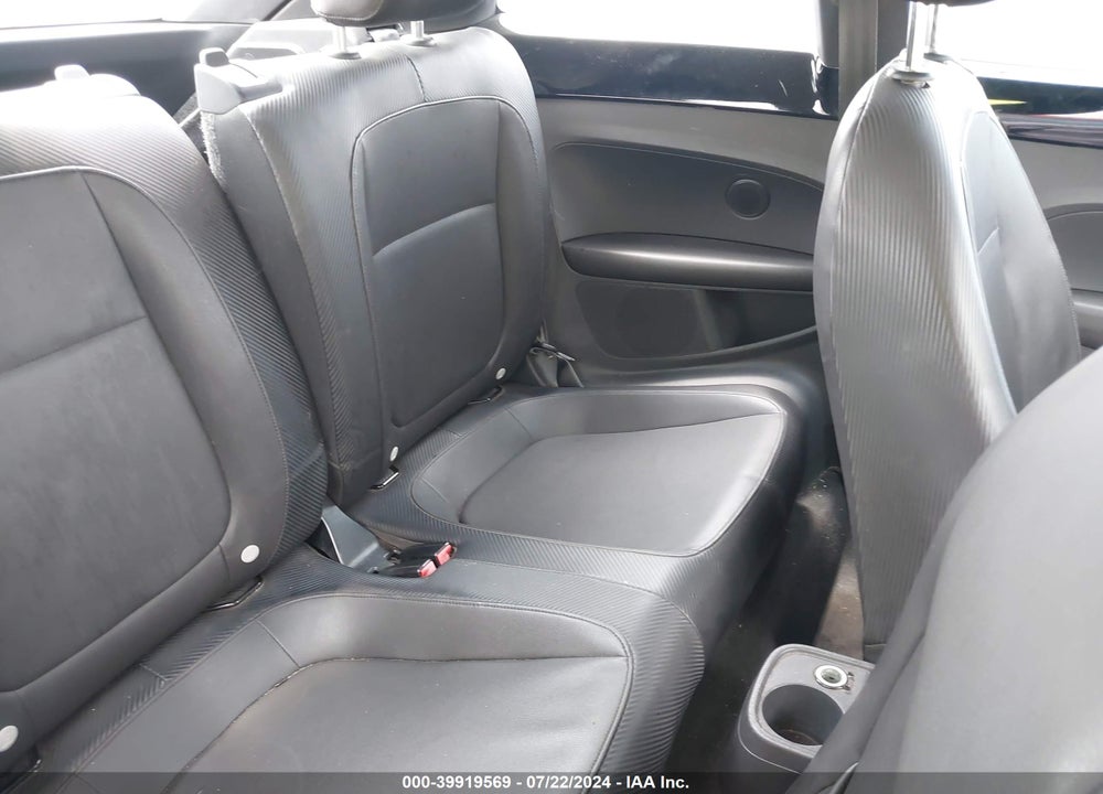 2012 VOLKSWAGEN BEETLE 2.5L VIN: 3VWHX7AT0CM632754
