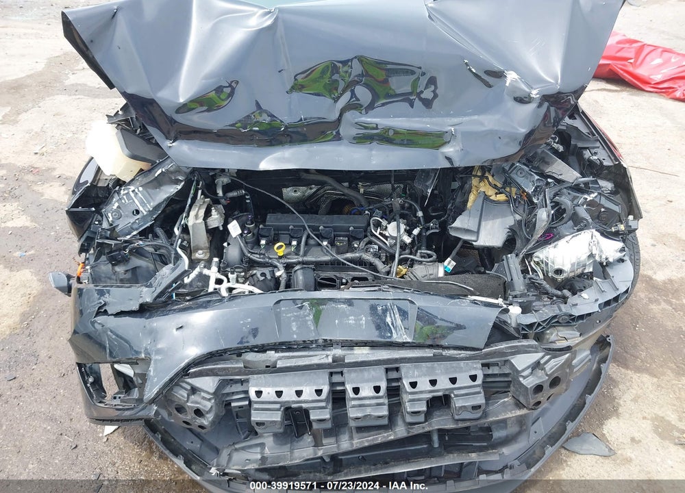 2018 FORD FOCUS SE VIN: 1FADP3F20JL210076