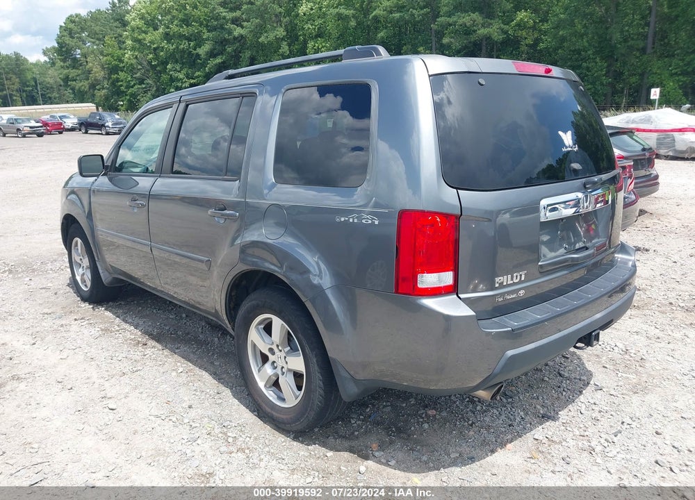 2010 HONDA PILOT EX-L VIN: 5FNYF3H66AB016685