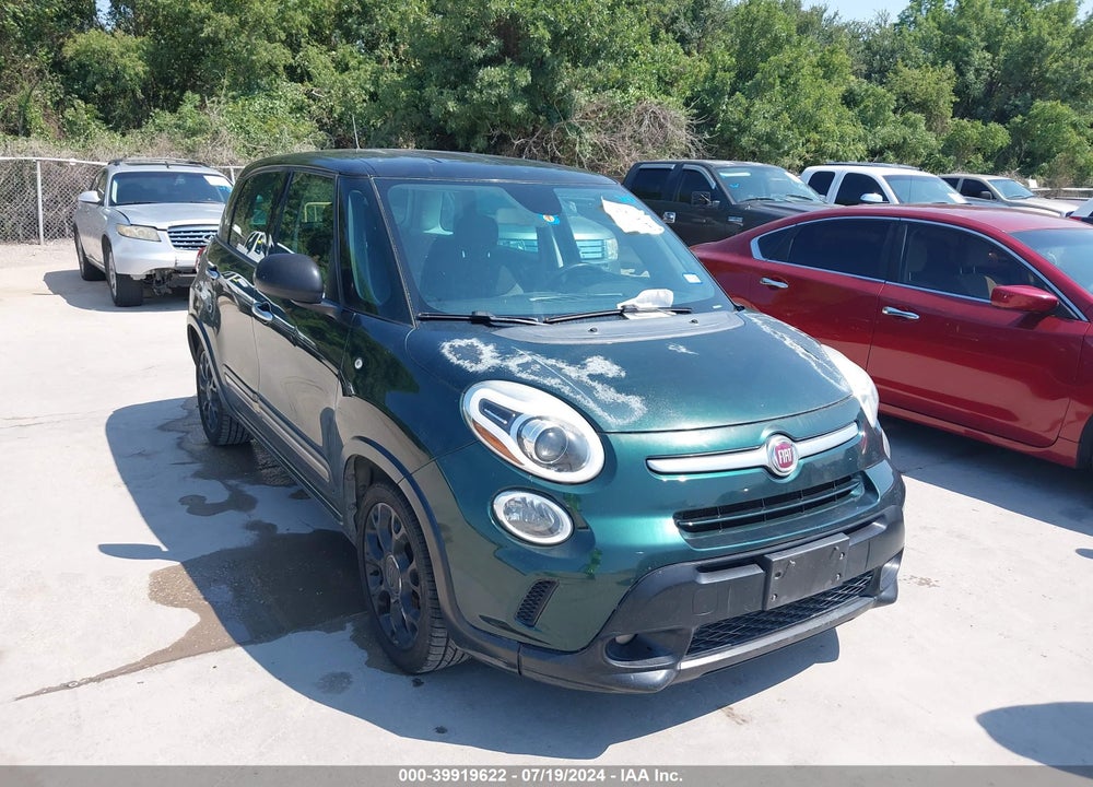 2015 FIAT 500L URBANA TREKKING VIN: ZFBCFADH8FZ033093