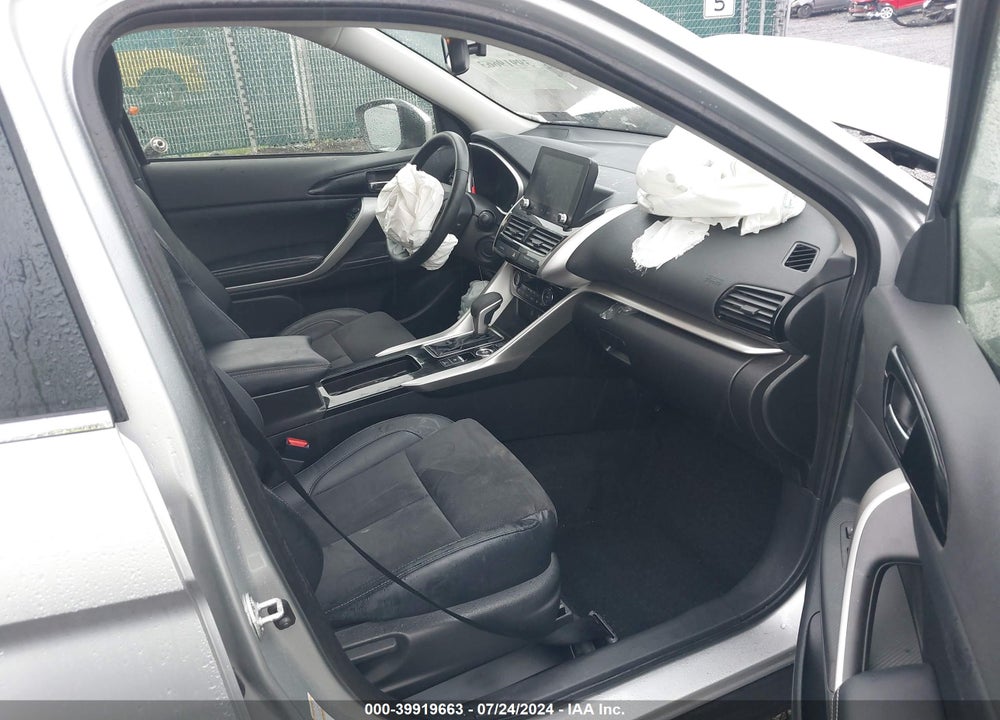 2023 MITSUBISHI ECLIPSE CROSS VIN: JA4ATWAA5PZ002588
