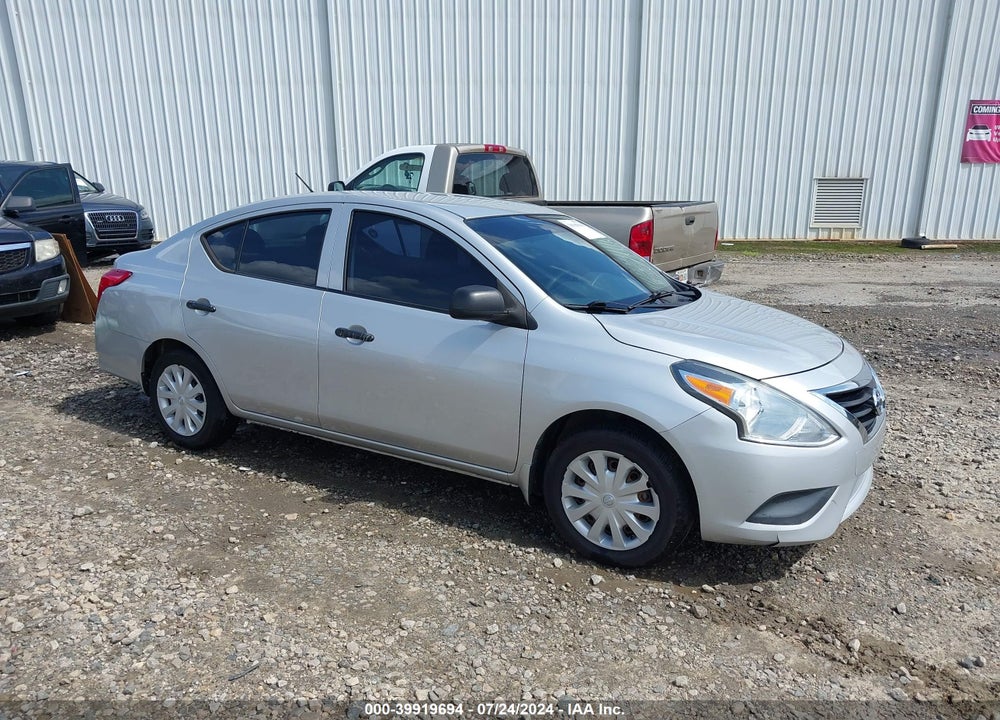 2015 NISSAN VERSA 1.6 S+ VIN: 3N1CN7AP1FL922729