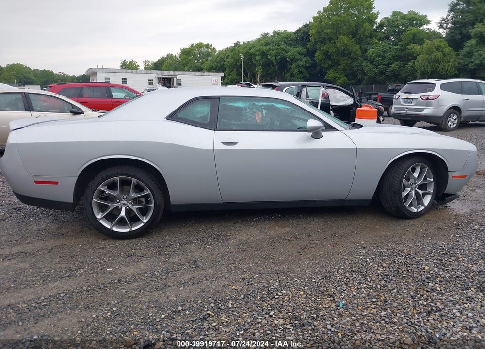 2022 DODGE CHALLENGER SXT VIN: 2C3CDZAG9NH268649