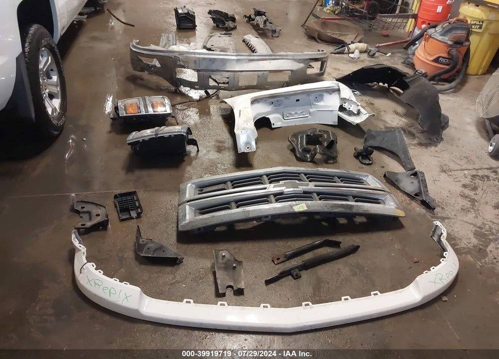 2014 CHEVROLET SILVERADO 1500 2LT VIN: 3GCUKREC6EG195396