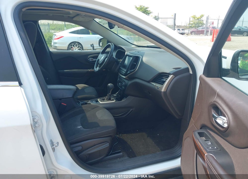 2014 JEEP CHEROKEE LATITUDE VIN: 1C4PJMCS5EW294421