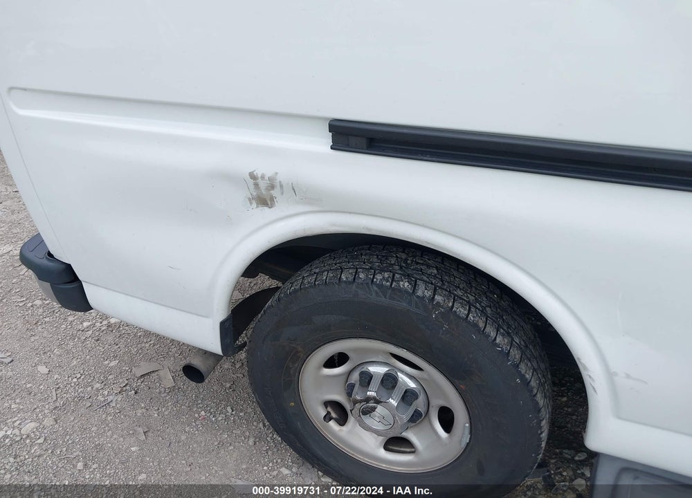 2020 CHEVROLET EXPRESS PASSENGER RWD 3500 EXTENDED WHEELBASE LT VIN: 1GAZGPFG0L1170592
