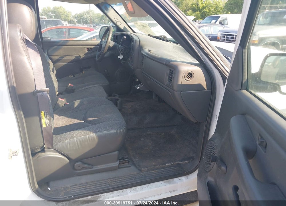 2006 CHEVROLET SILVERADO 2500HD WORK TRUCK VIN: 1GCHC24U56E230647