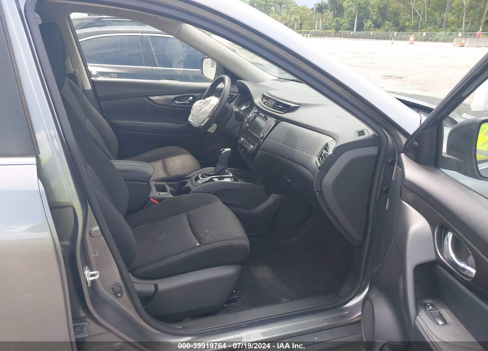 2019 NISSAN ROGUE SV VIN: JN8AT2MT9KW253981