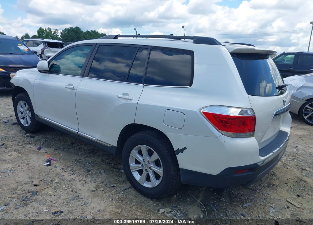 2011 TOYOTA HIGHLANDER VIN: 5TDZA3EH2BS012915
