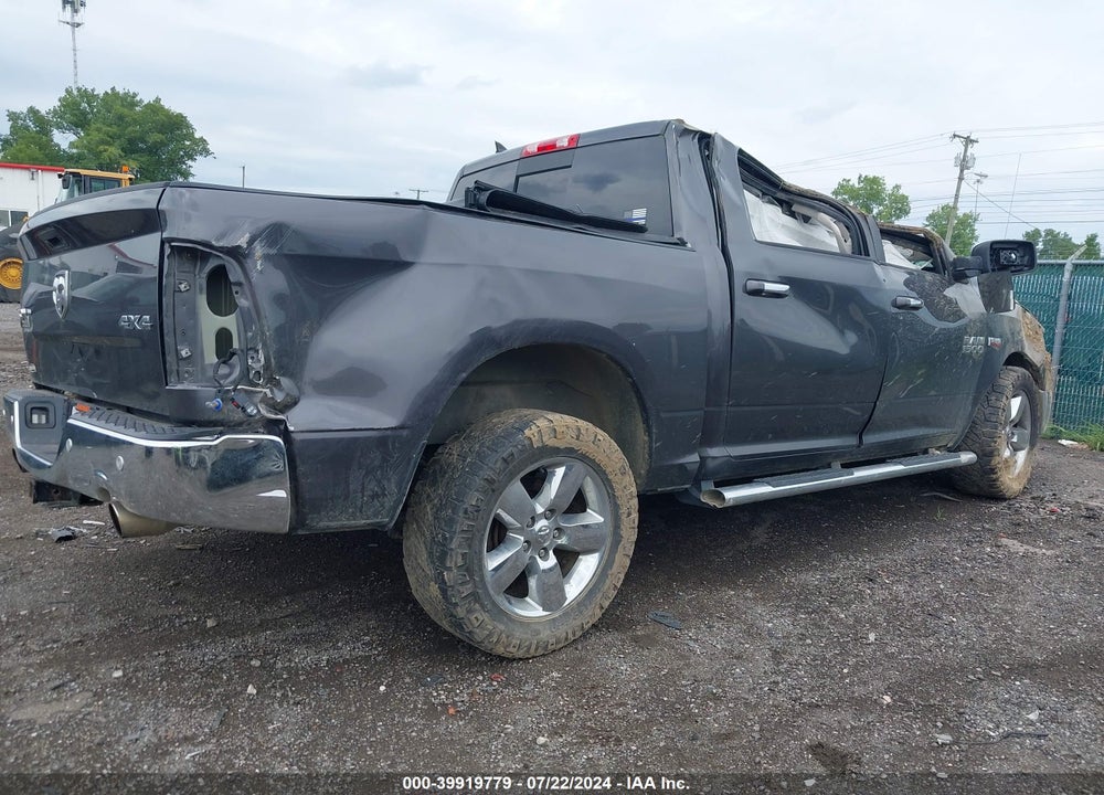 2018 RAM 1500 BIG HORN 4X4 5'7 BOX VIN: 1C6RR7LT1JS335082