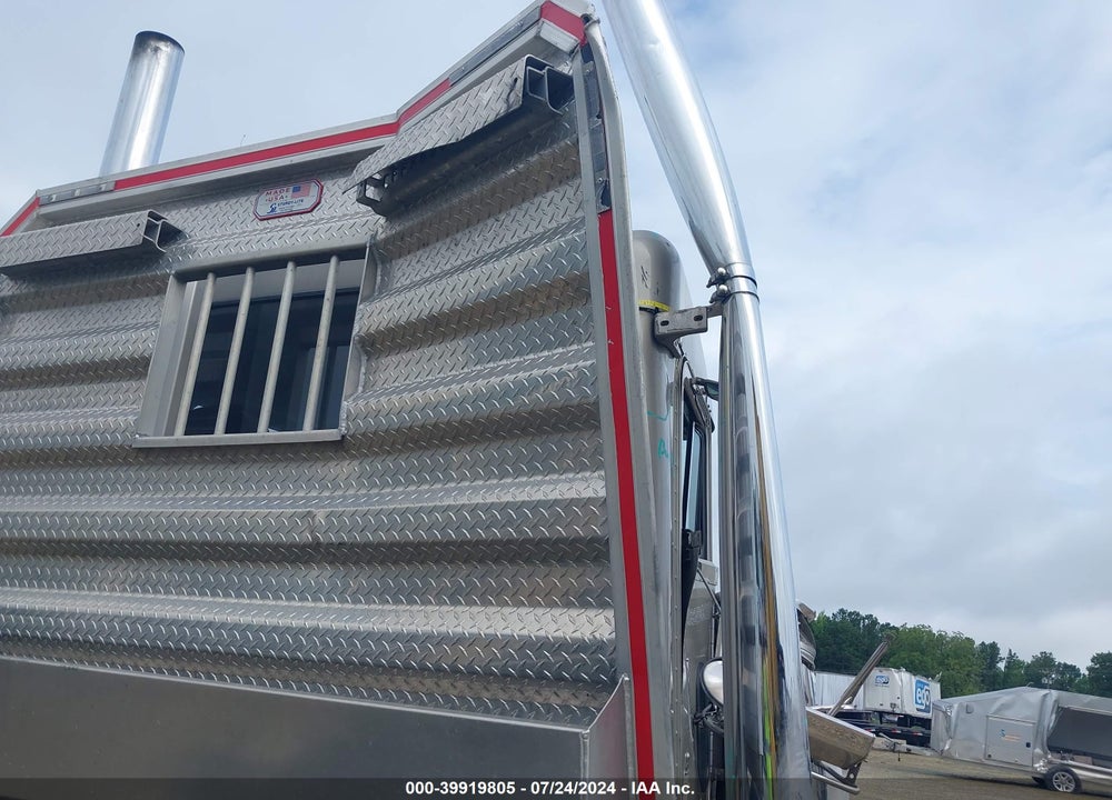 2004 PETERBILT 379 VIN: 1XP5D49X24D835015