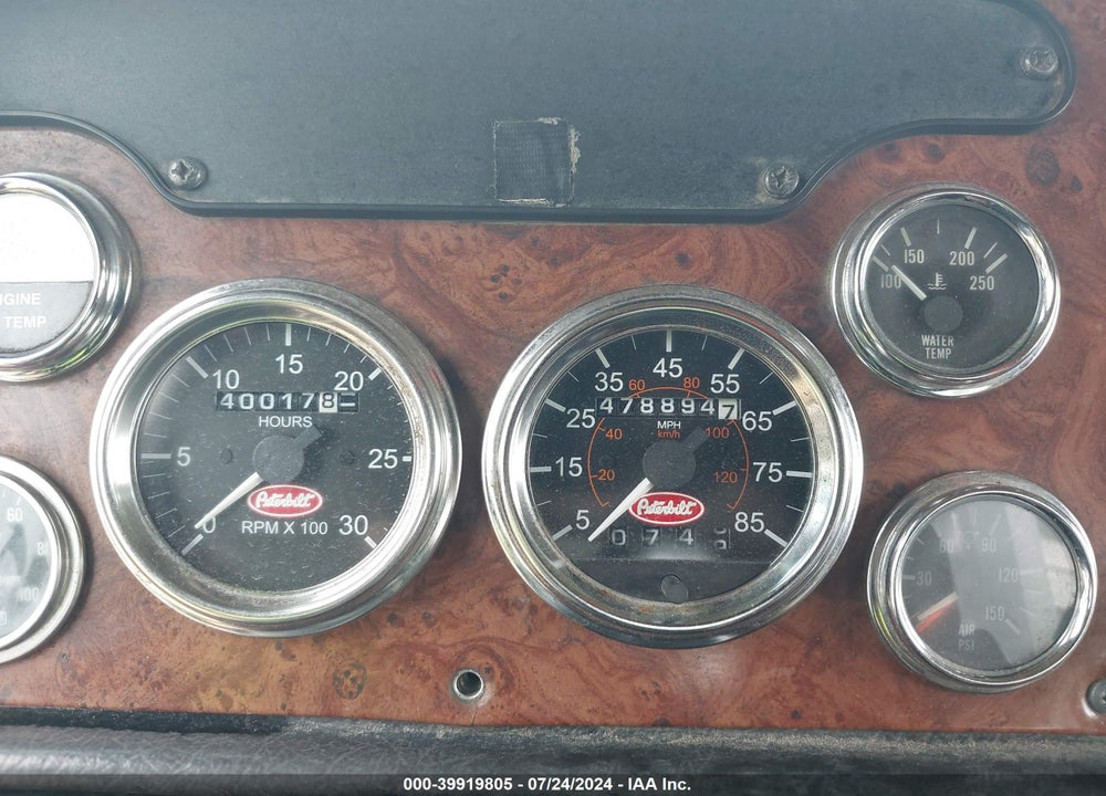 2004 PETERBILT 379 VIN: 1XP5D49X24D835015