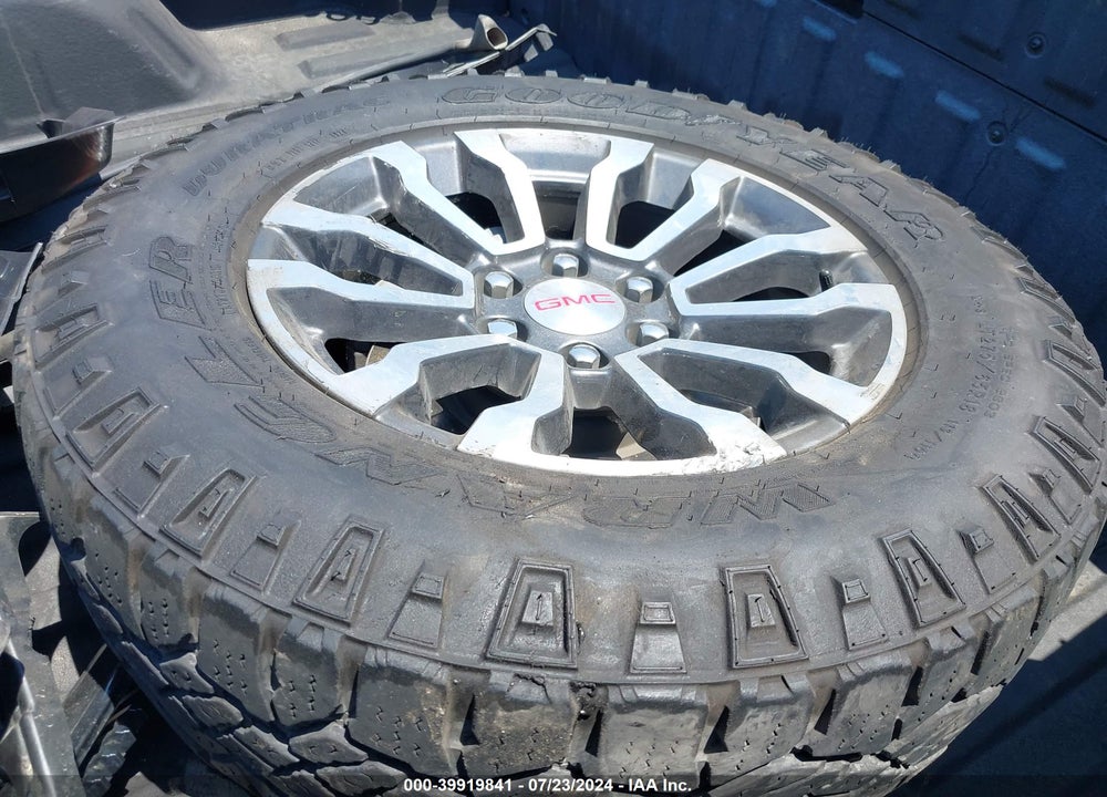 2021 GMC SIERRA 1500 4WD SHORT BOX AT4 VIN: 3GTP9EED5MG363800