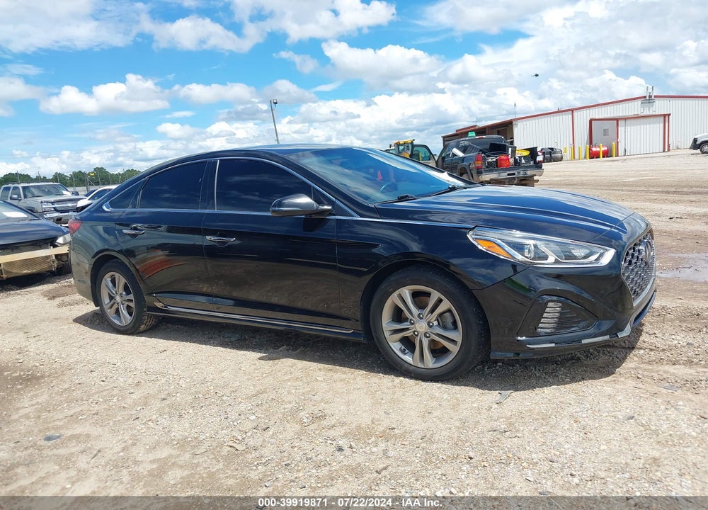 2018 HYUNDAI SONATA SPORT VIN: 5NPE34AF9JH681660