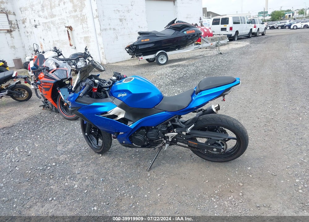 2018 KAWASAKI EX400 VIN: JKAEXKH12JDA06724