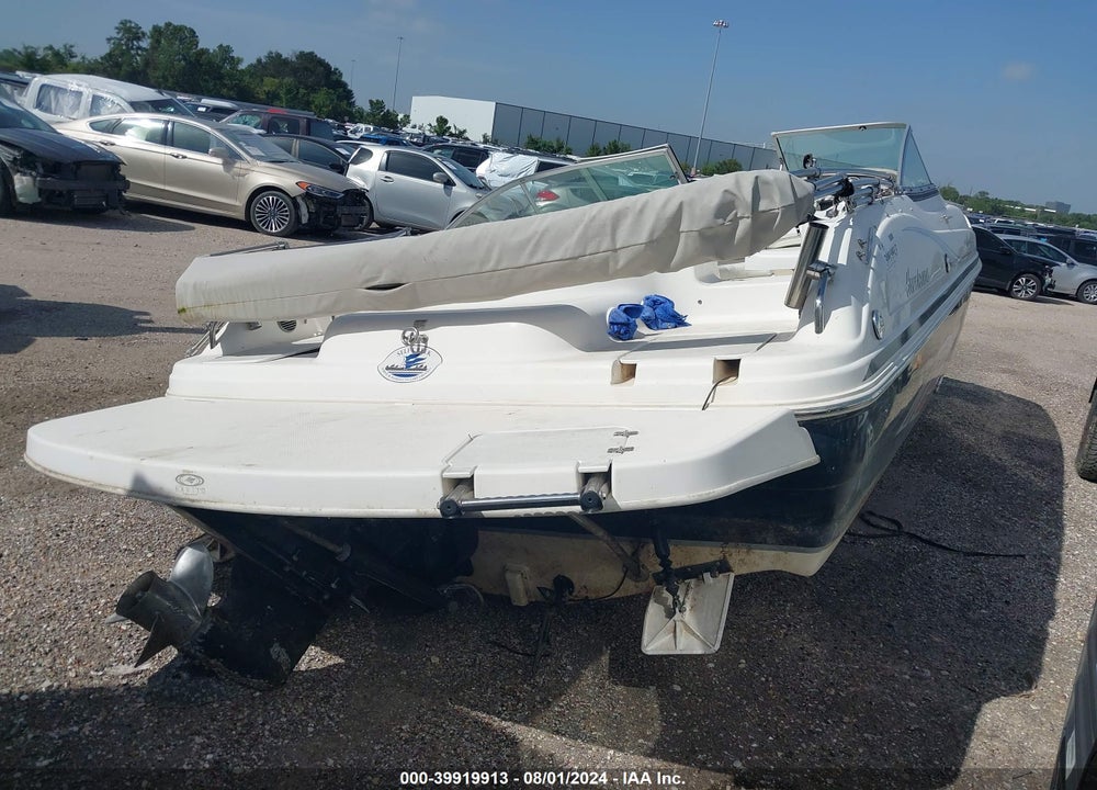 2011 HURRICANE OTHER VIN: GDYA4437E111