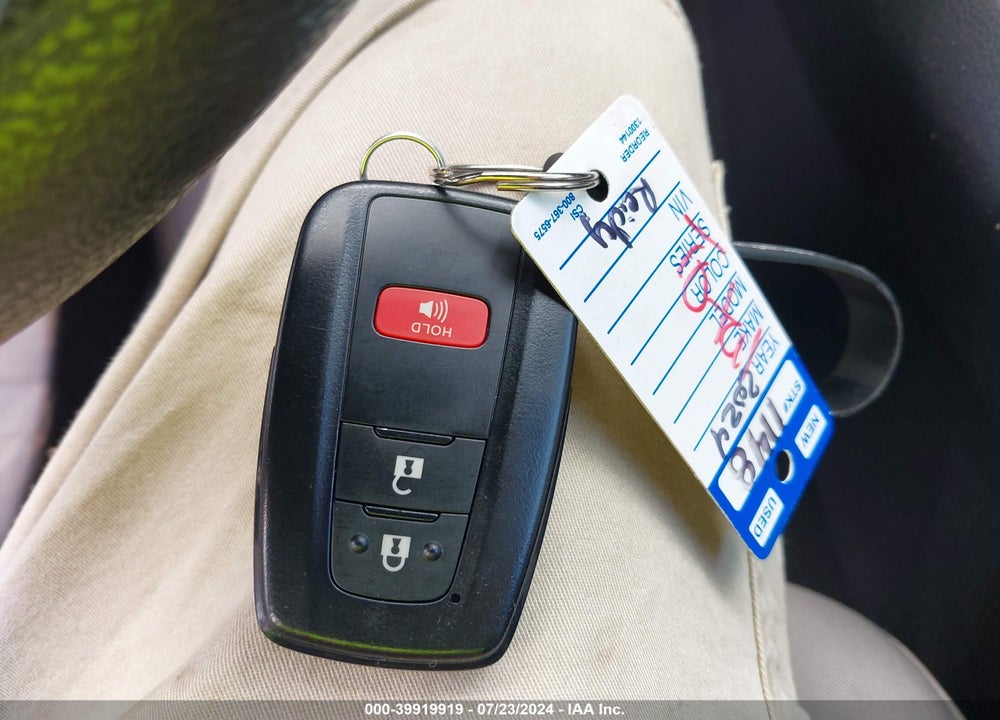 2024 TOYOTA RAV4 HYBRID XLE VIN: 2T3RWRFV4RW222448