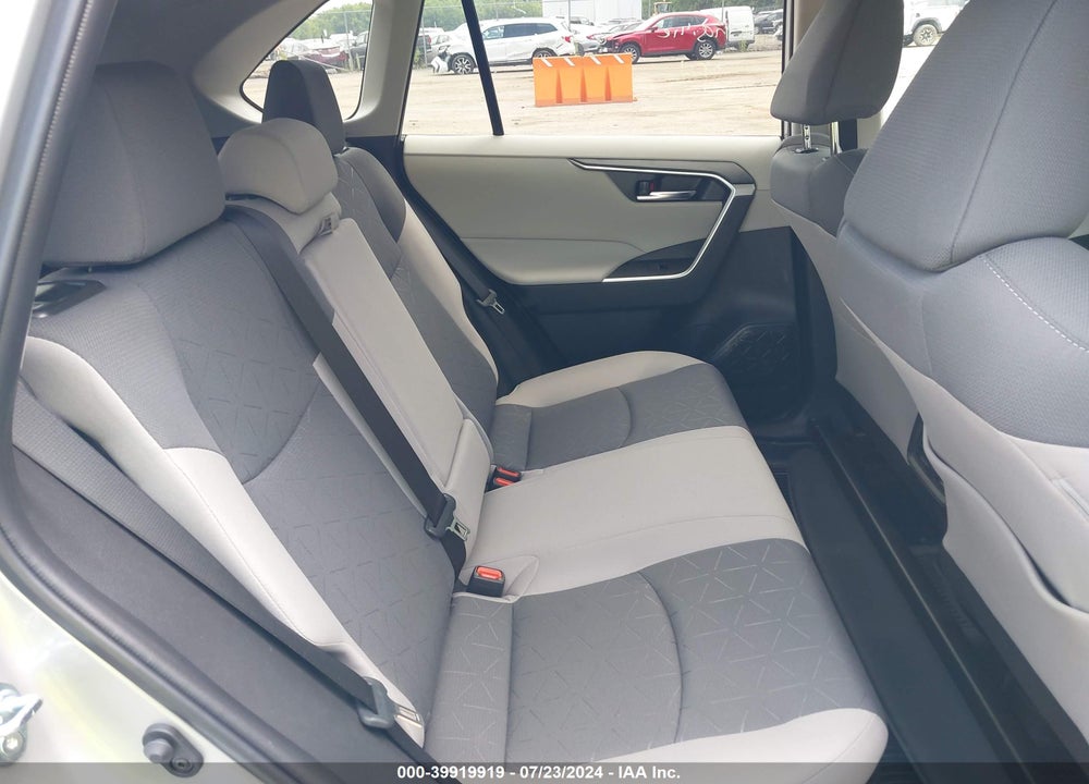 2024 TOYOTA RAV4 HYBRID XLE VIN: 2T3RWRFV4RW222448