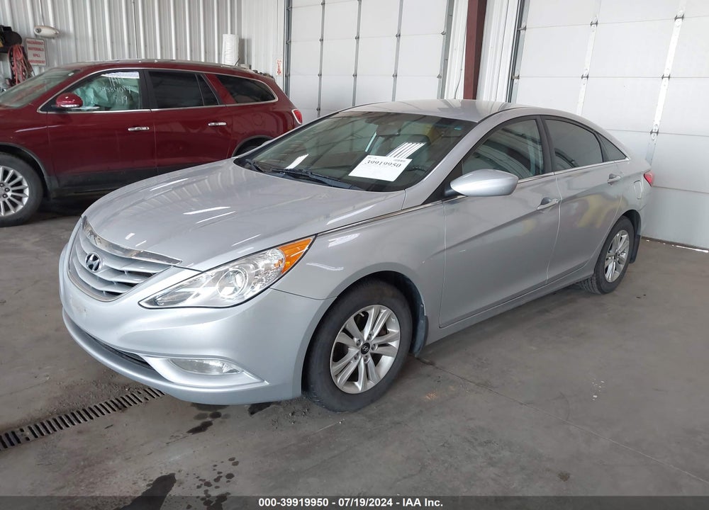 2013 HYUNDAI SONATA GLS VIN: 5NPEB4AC2DH672117