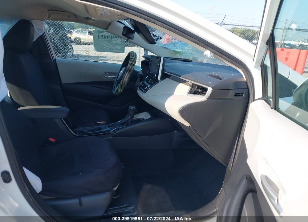 2020 TOYOTA COROLLA LE VIN: 5YFEPRAE7LP025620