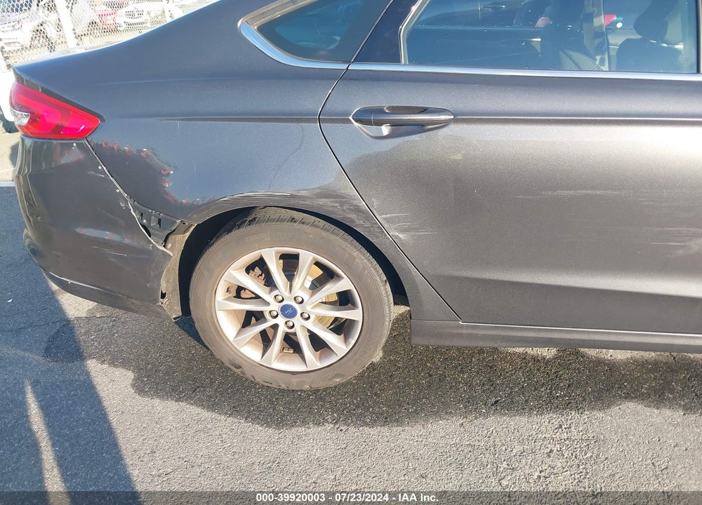 2017 FORD FUSION SE VIN: 3FA6P0H72HR160695