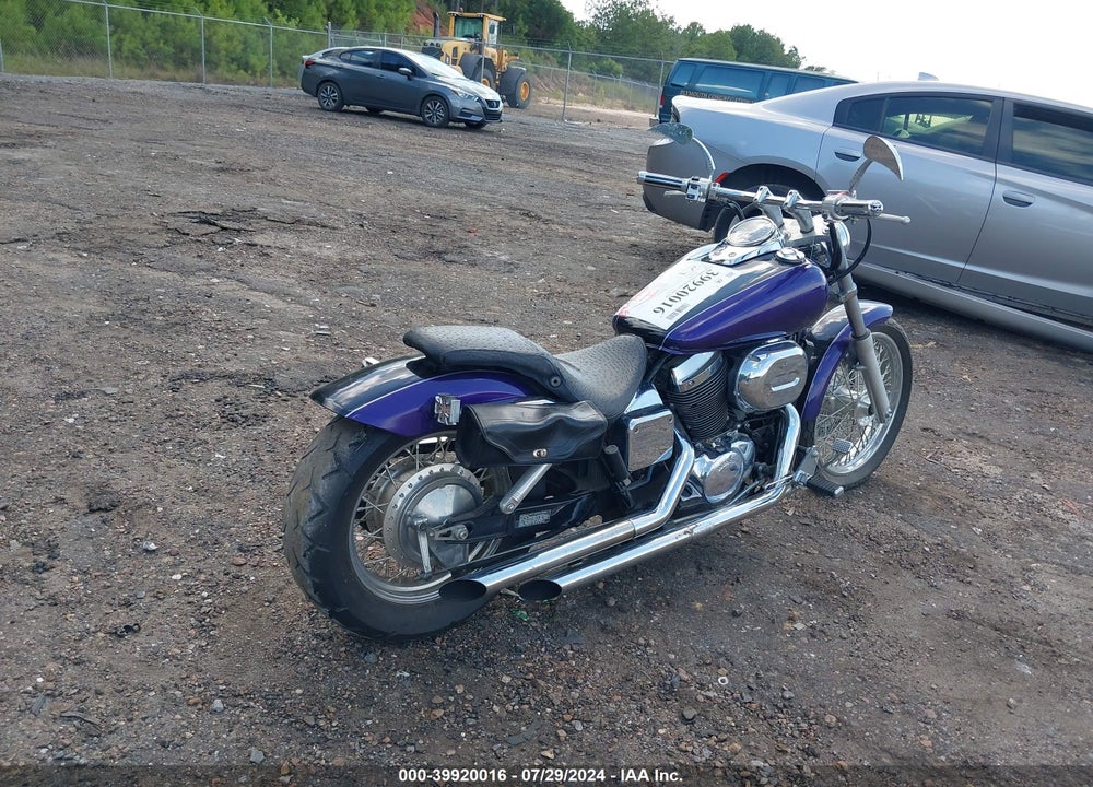 2002 HONDA VT750 DC VIN: JH2RC44042M616481
