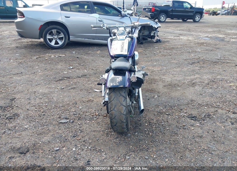 2002 HONDA VT750 DC VIN: JH2RC44042M616481