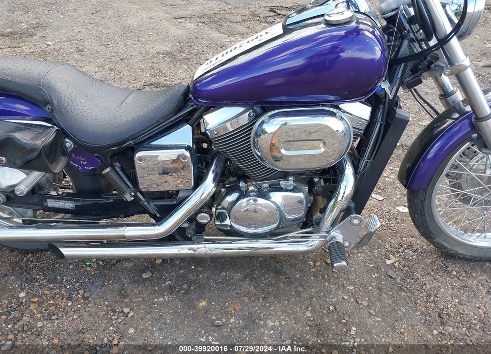 2002 HONDA VT750 DC VIN: JH2RC44042M616481