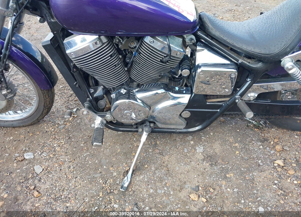 2002 HONDA VT750 DC VIN: JH2RC44042M616481