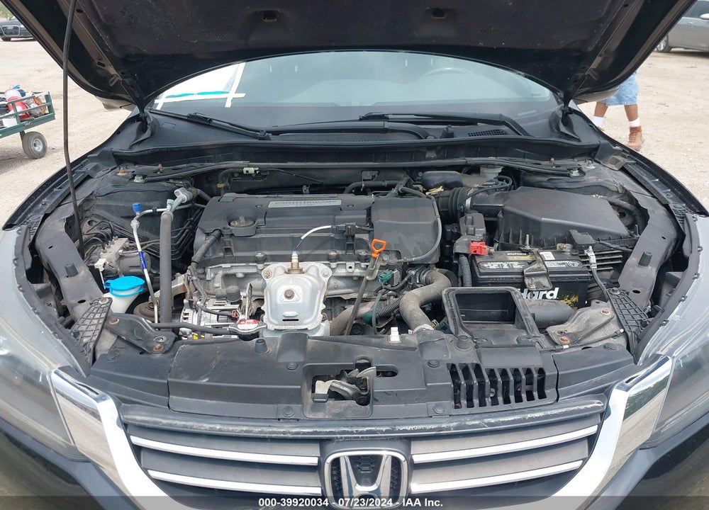 2015 HONDA ACCORD EX-L VIN: 1HGCR2F80FA144552