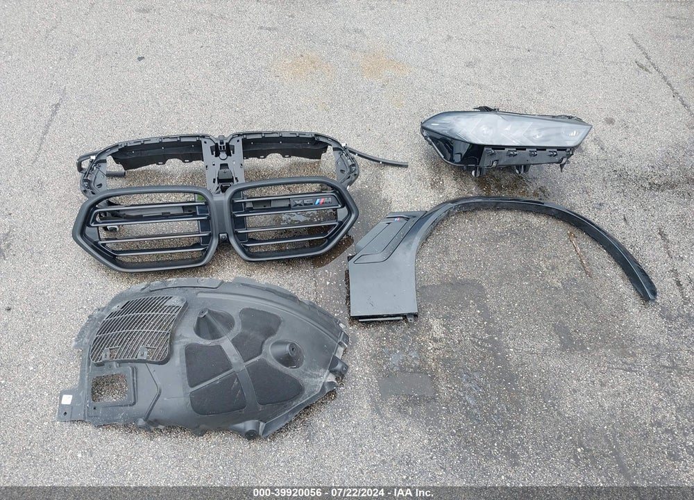 2024 BMW X6 M VIN: 5YM23ET01R9V15355