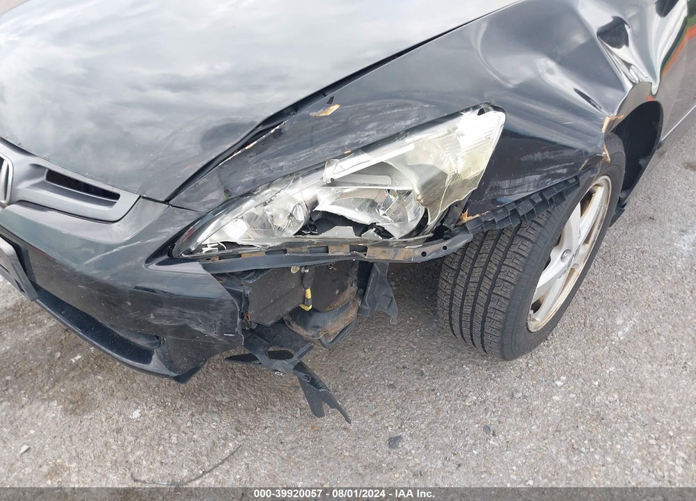 2005 HONDA ACCORD 2.4 EX VIN: 1HGCM56895A007477