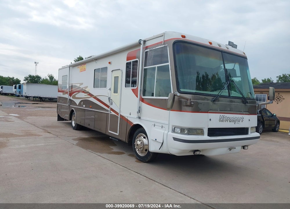 1999 FREIGHTLINER CHASSIS X LINE MOTOR HOME VIN: 4UZ6XJBA3XCA70469