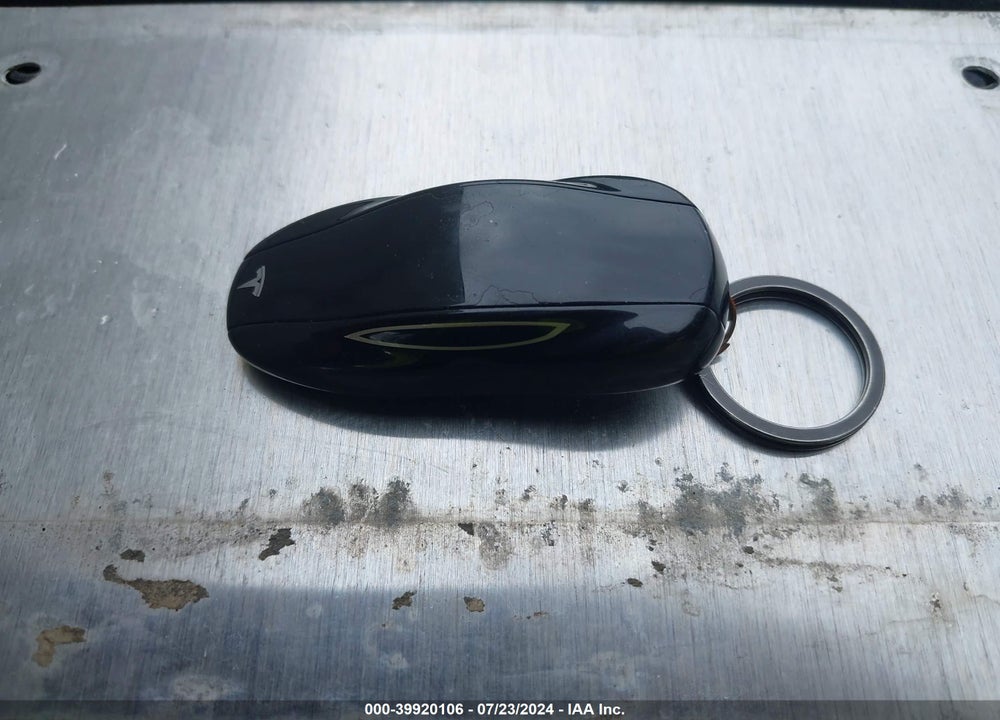 2015 TESLA MODEL S 70D/85D/P85D VIN: 5YJSA4H22FFP75087