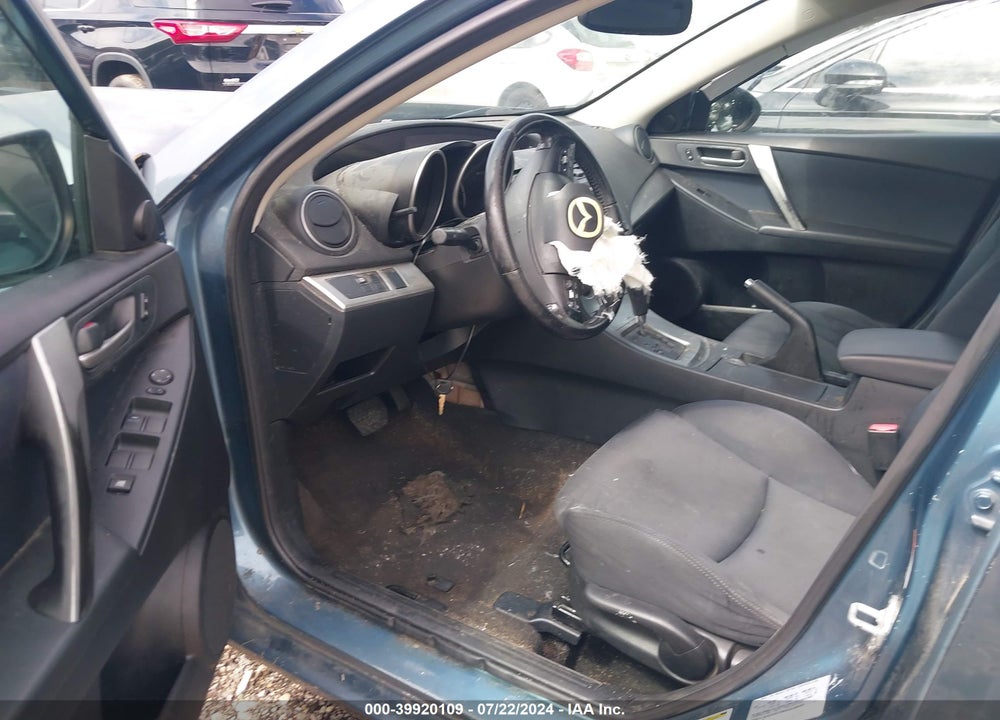 2010 MAZDA 3 S SPORT VIN: JM1BL1S68A1156791
