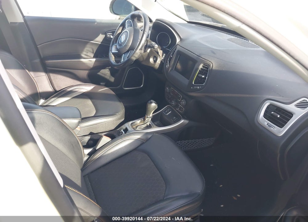2019 JEEP COMPASS VIN: 3C4NJCBB9KT851514