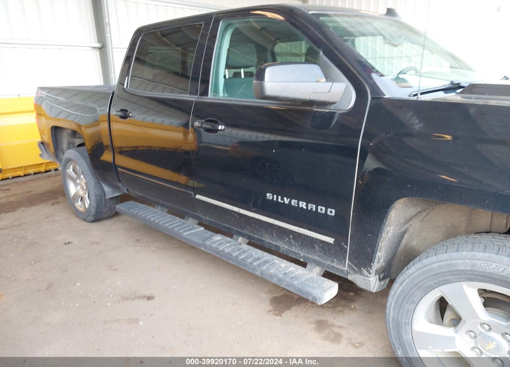 2017 CHEVROLET SILVERADO 1500 2LT VIN: 3GCUKRECXHG500029
