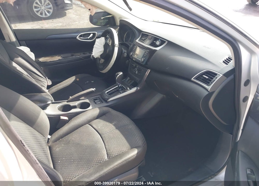 2018 NISSAN SENTRA SR VIN: 3N1AB7AP8JY218104