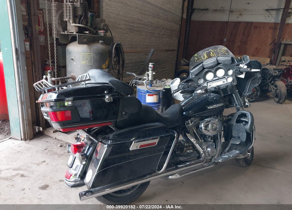 2012 HARLEY-DAVIDSON FLHTK ELECTRA GLIDE ULTRA LTD VIN: 1HD1KEM14CB692964