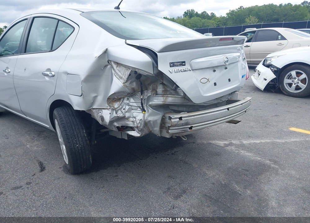 2013 NISSAN VERSA 1.6 SV VIN: 3N1CN7AP1DL882858