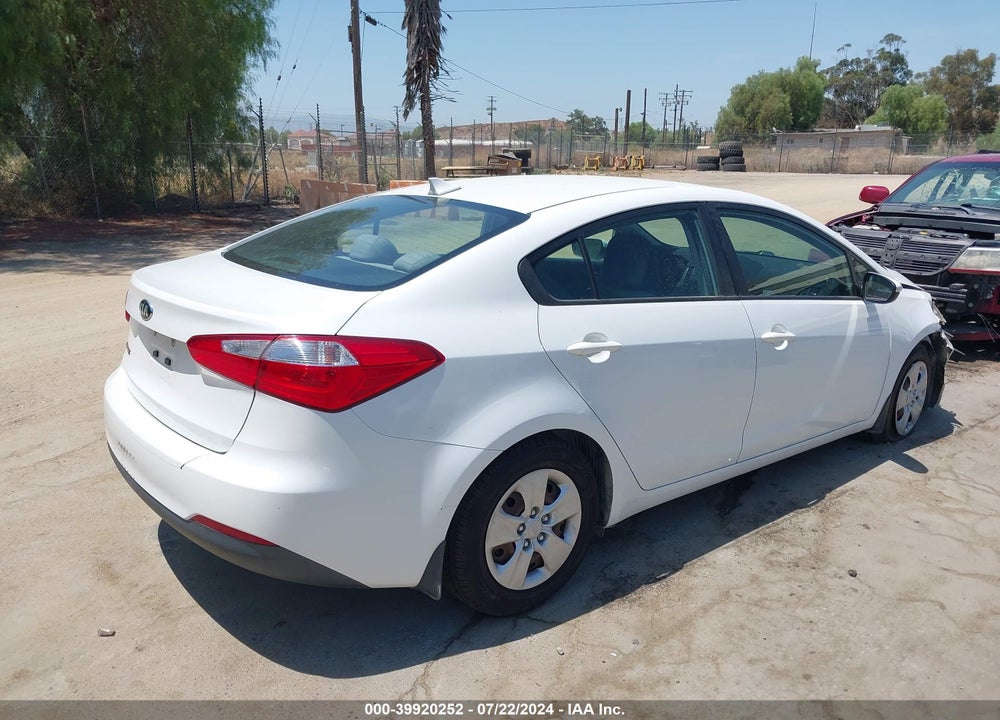 2015 KIA FORTE LX VIN: KNAFX4A64F5291532